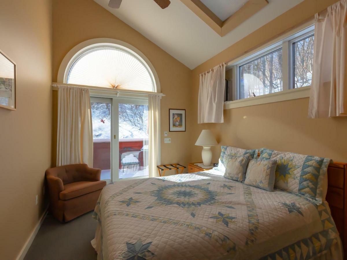 Shaker Mill Inn West Stockbridge Habitación foto